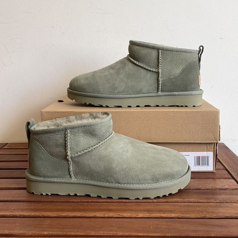 UGG Classic Ultra Mini Shaded Clover Women Size 6/UK 4/EU 37 - Picture 4 of 14
